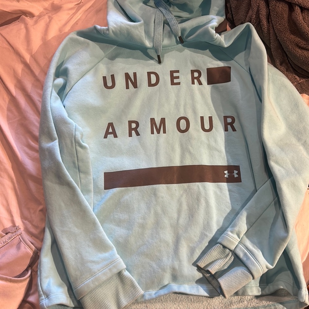 Women’s sweatshirt